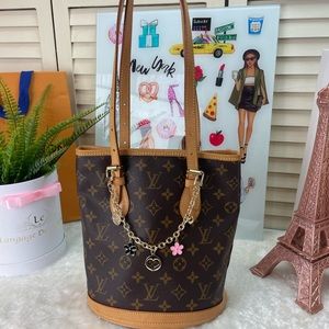 ❤️beautiful Louis Vuitton bucket pm❤️